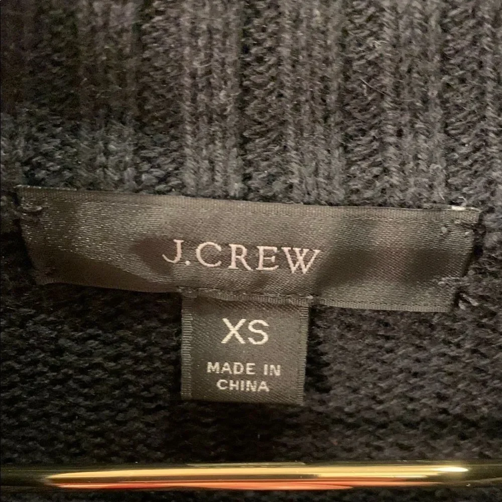 J Crew black label Women's Black mock neck Sweater with front pockets size XS